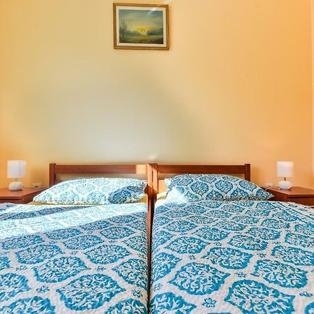 Apartments Dakovic Пакоштане Екстер'єр фото
