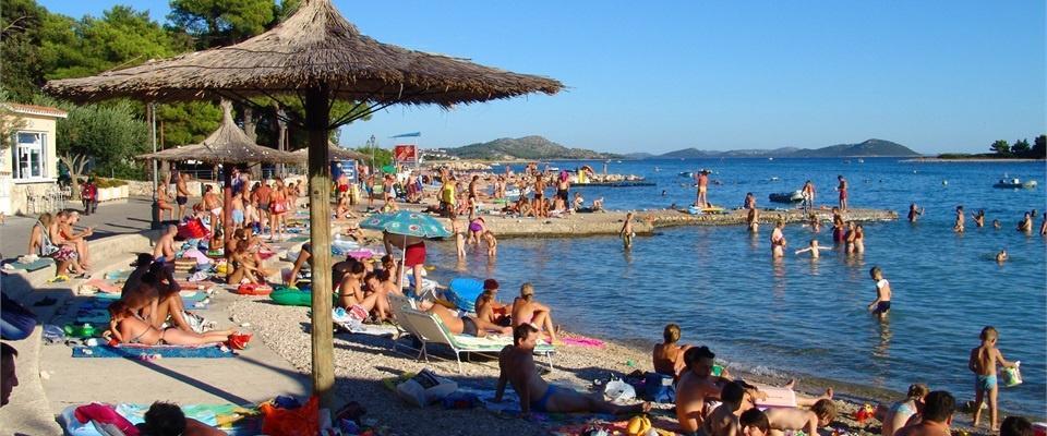 Apartments Dakovic Пакоштане Екстер'єр фото