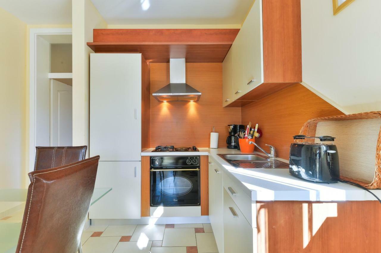 Apartments Dakovic Пакоштане Екстер'єр фото
